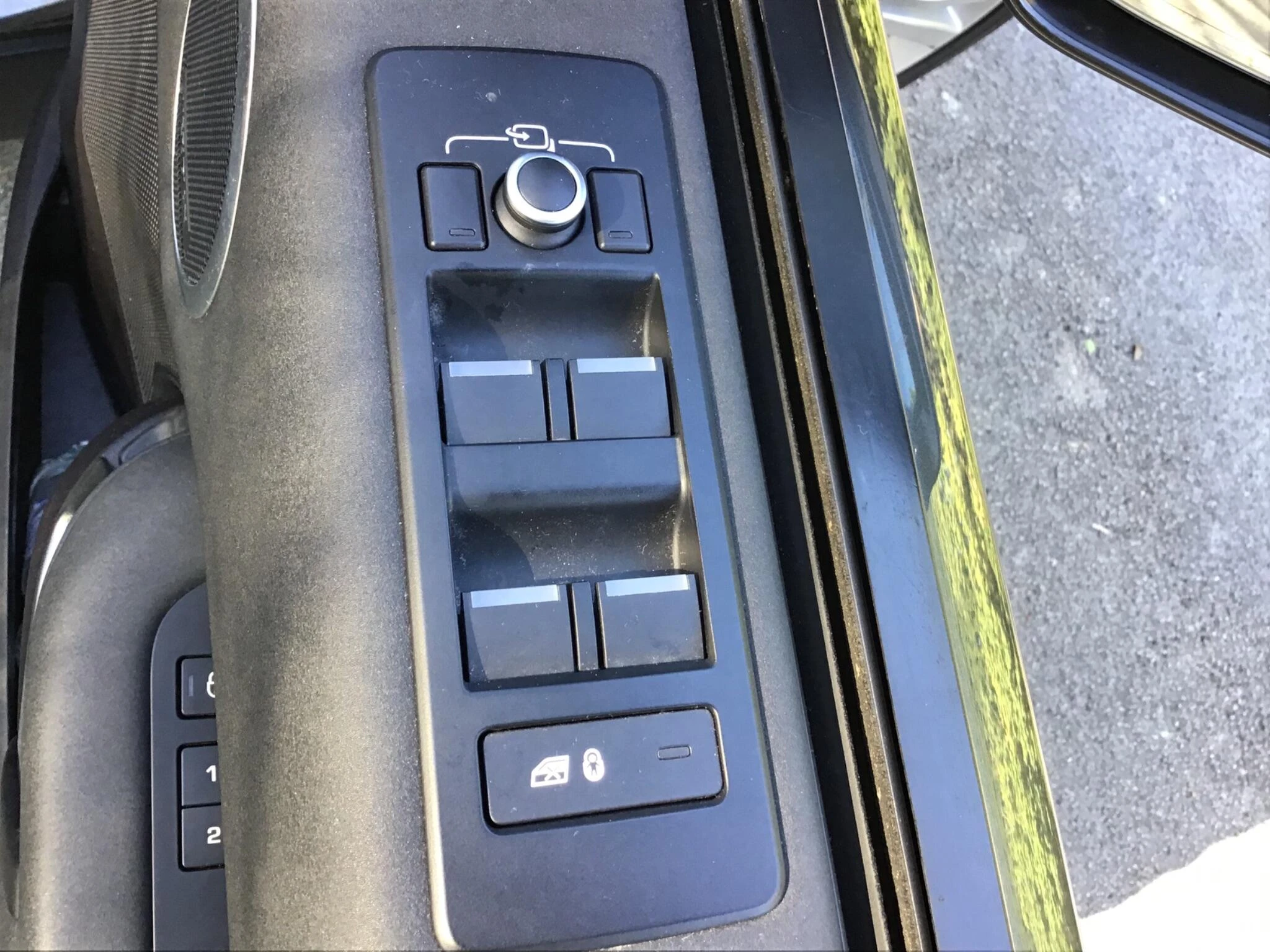 Vehicle image 47