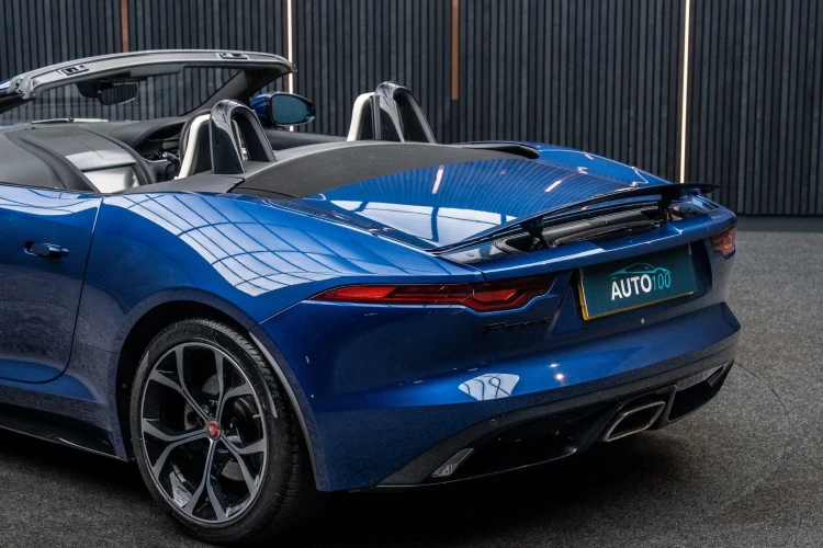 Vehicle Image 21