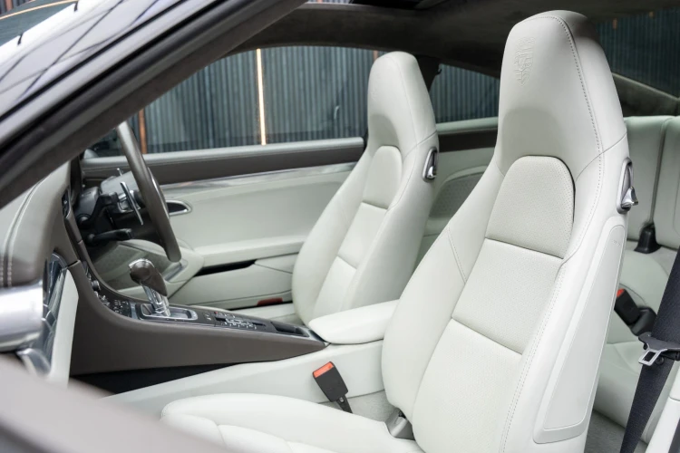 Vehicle Image 39