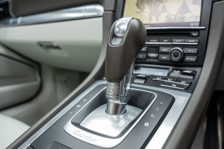 Vehicle Image 30