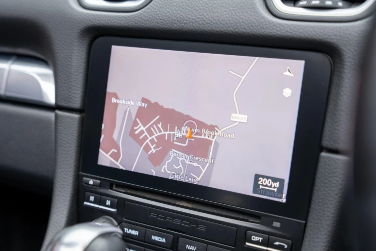 Vehicle Image 6