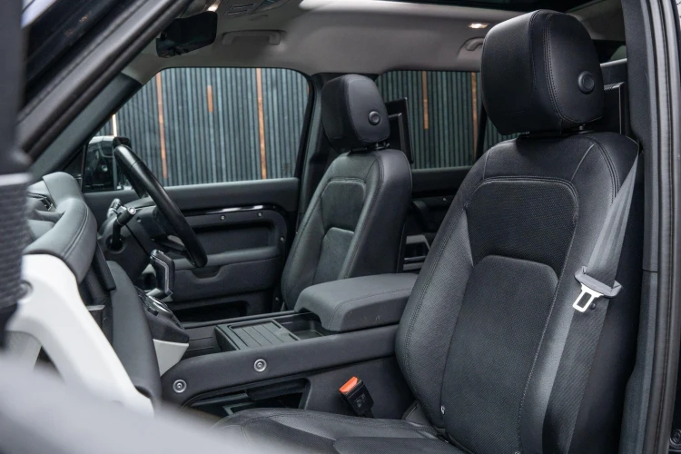 Vehicle Image 37