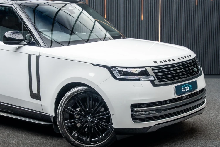 Vehicle Image 9