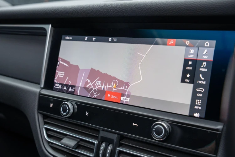 Vehicle Image 10