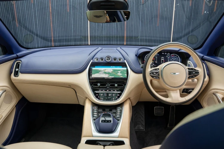 Vehicle Image 39