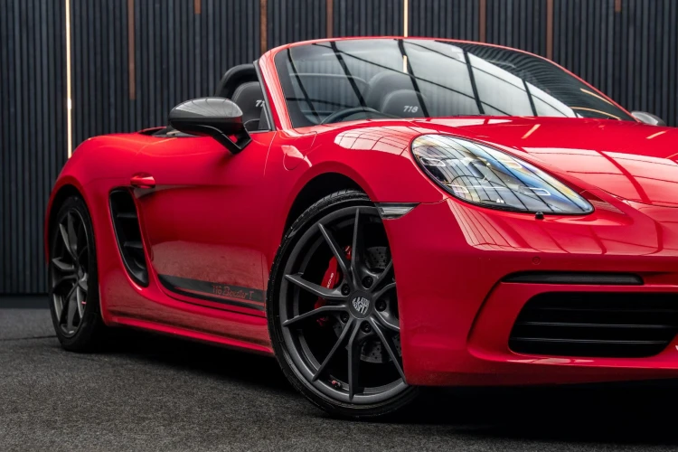Vehicle Image 7