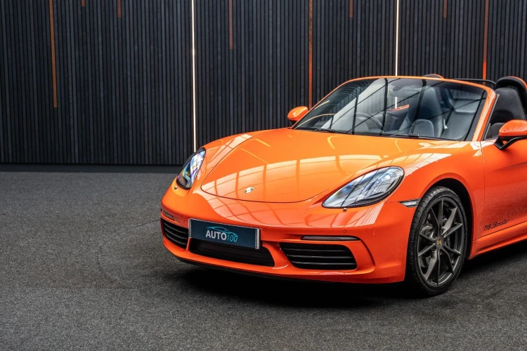 Vehicle Image 15