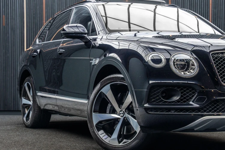 Vehicle Image 7