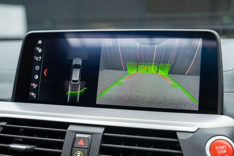 Vehicle Image 10