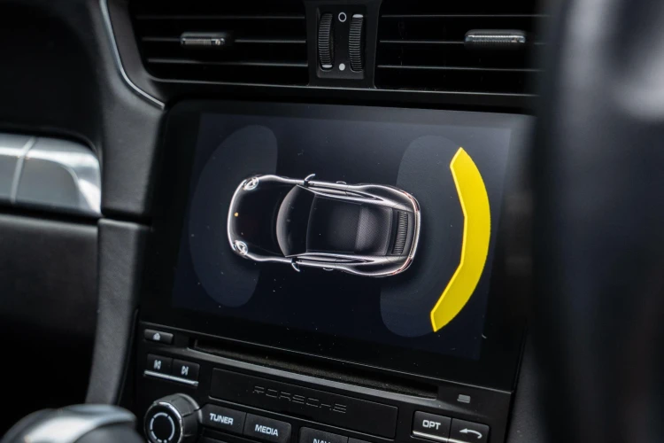 Vehicle Image 10