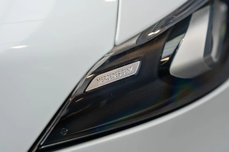 Vehicle Image 37