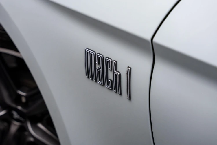 Vehicle Image 23