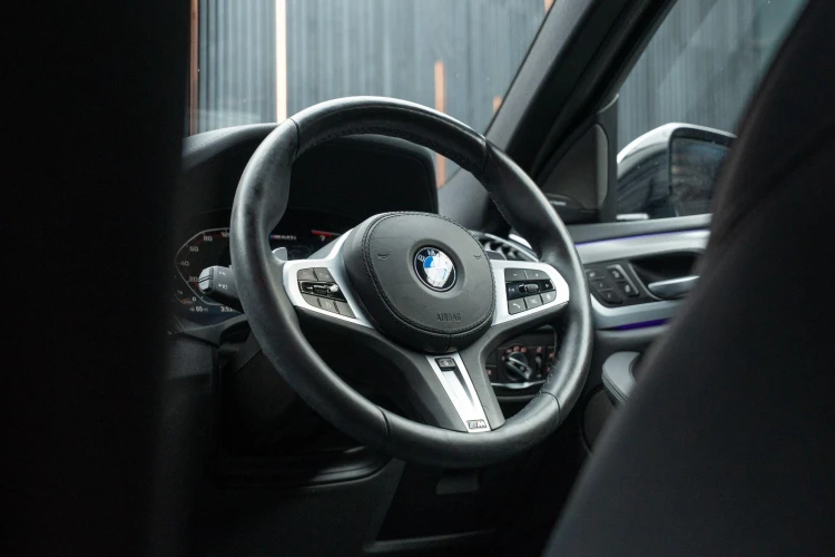 Vehicle Image 39