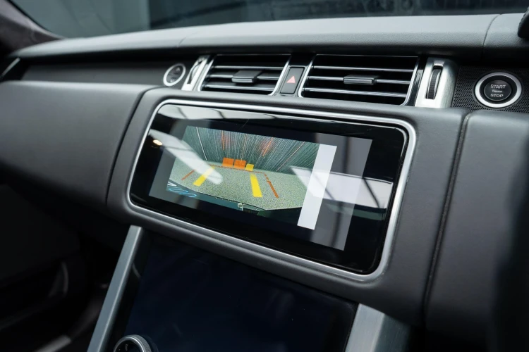 Vehicle Image 8