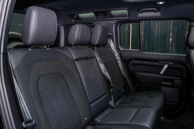 Vehicle Image 14