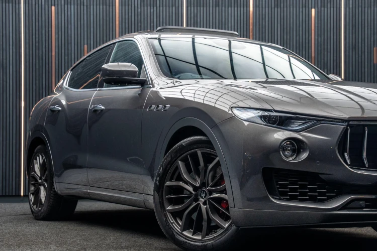 Vehicle Image 7