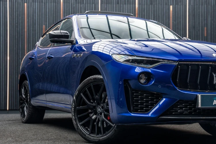 Vehicle Image 7