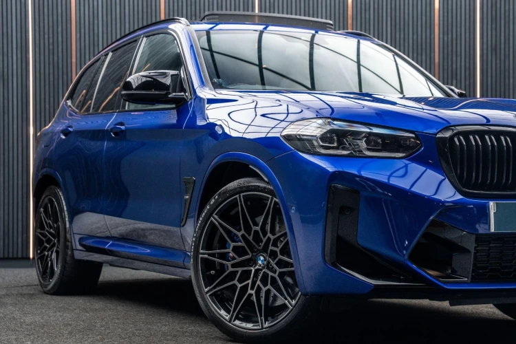 Vehicle Image 7