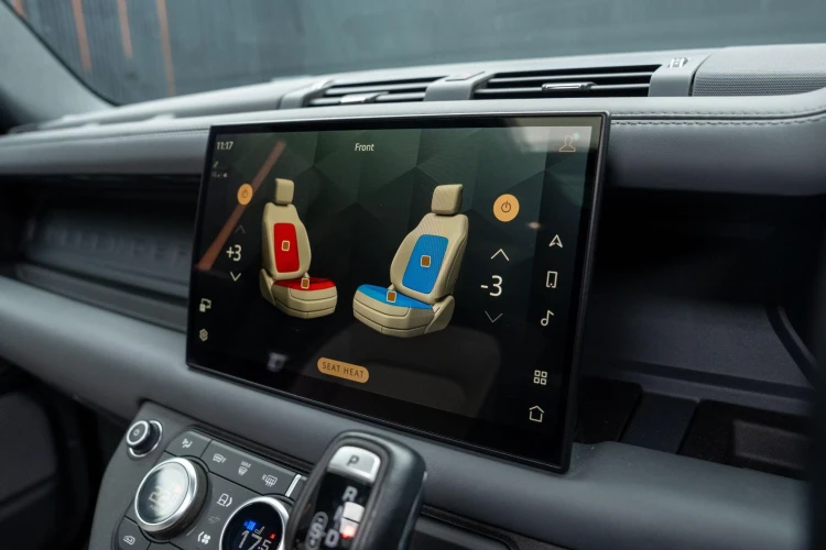 Vehicle Image 10