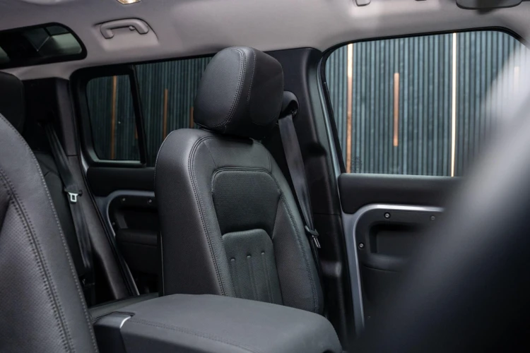 Vehicle Image 37