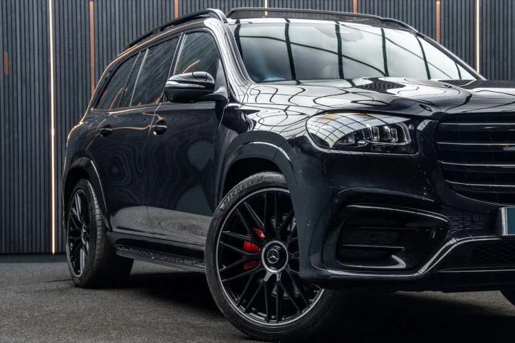 Vehicle Image 7