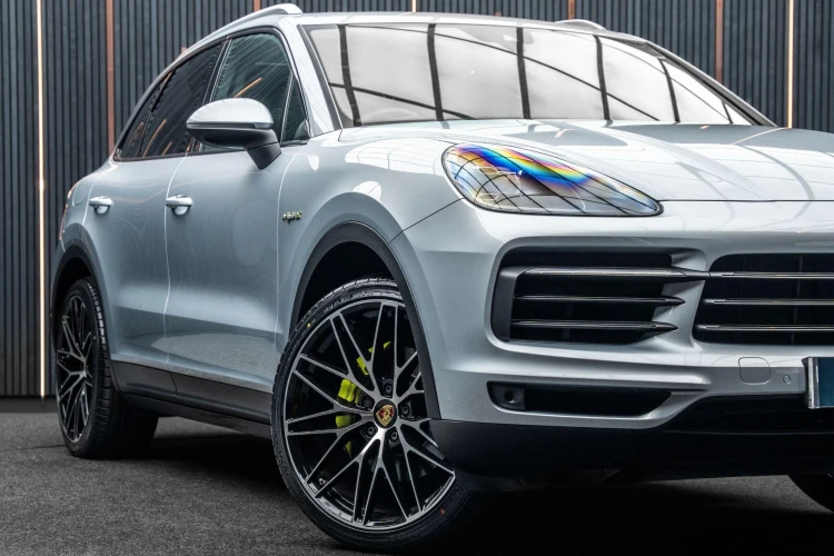 Vehicle Image 7