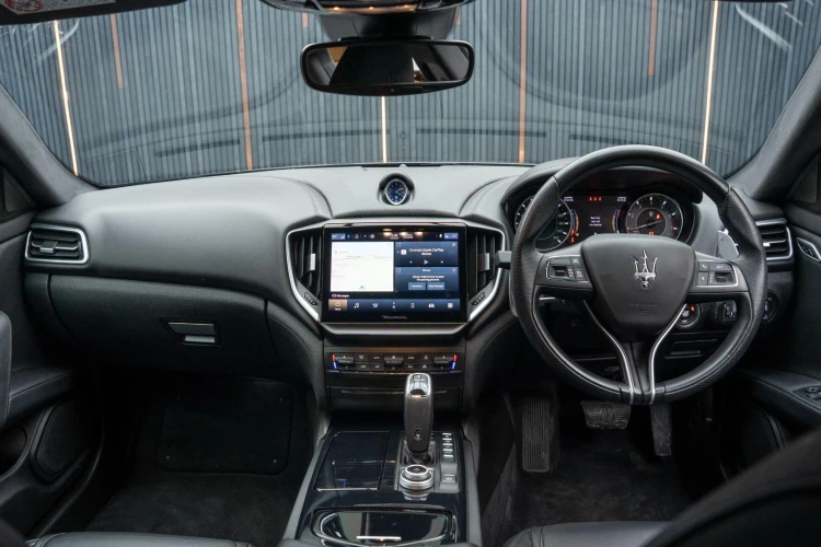 Vehicle Image 39