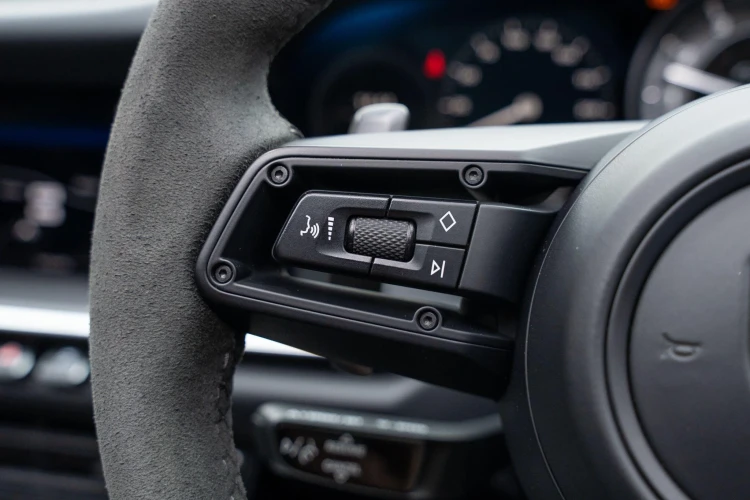 Vehicle Image 36
