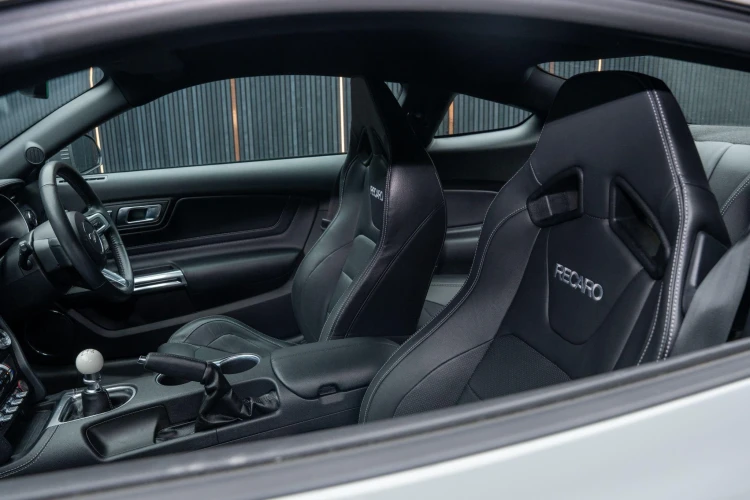 Vehicle Image 40