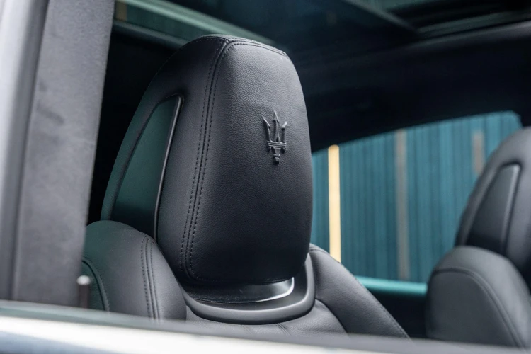 Vehicle Image 36