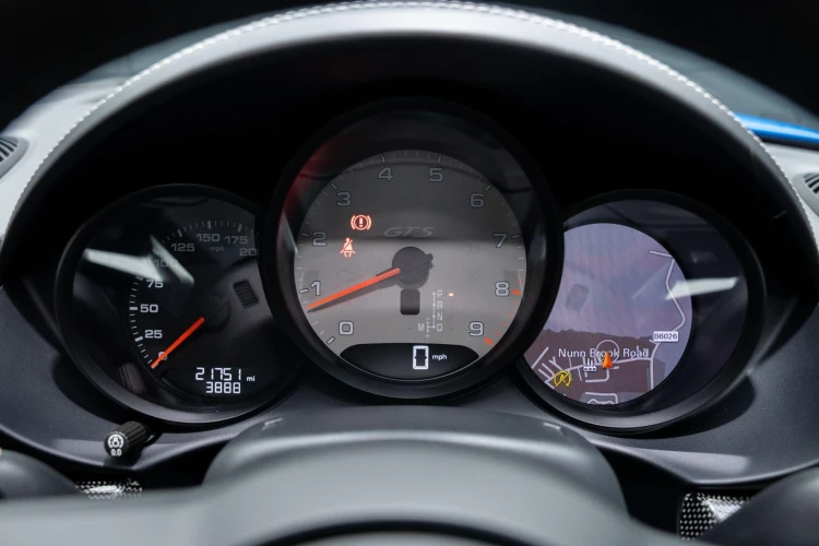 Vehicle Image 36