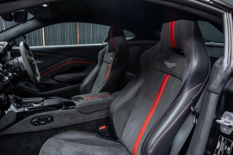 Vehicle Image 40
