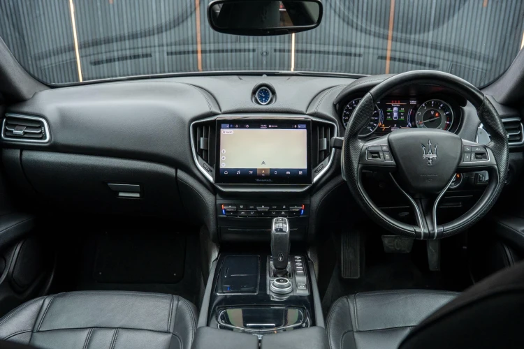 Vehicle Image 37