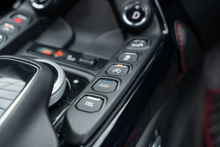 Vehicle Image 30