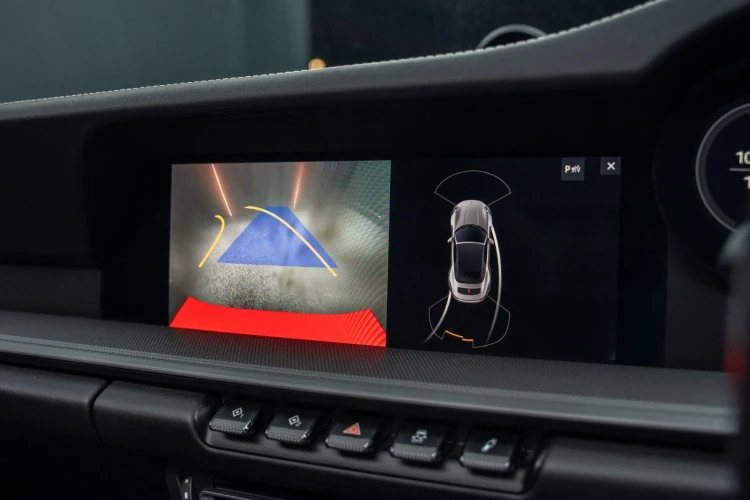 Vehicle Image 8