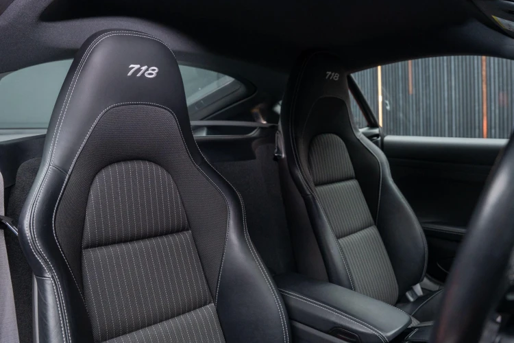 Vehicle Image 31