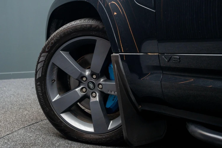 Vehicle Image 13