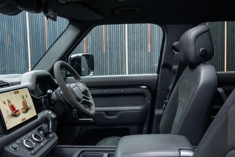Vehicle Image 42