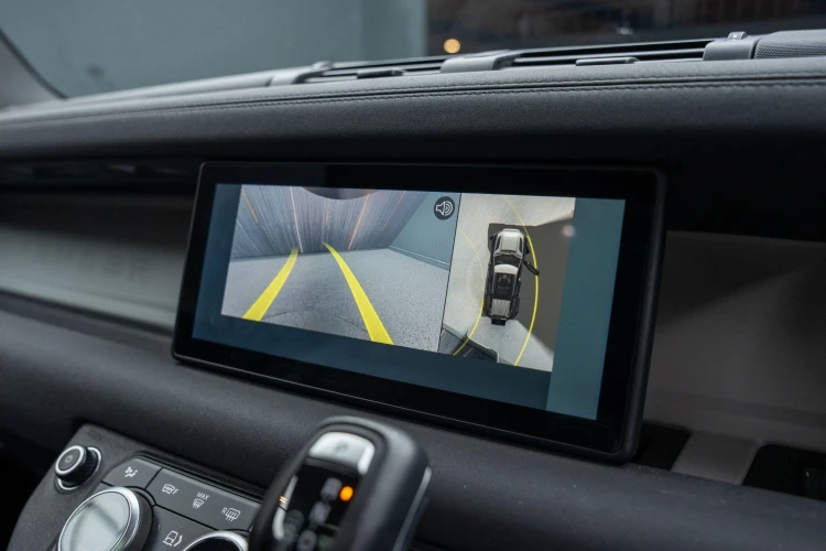 Vehicle Image 8
