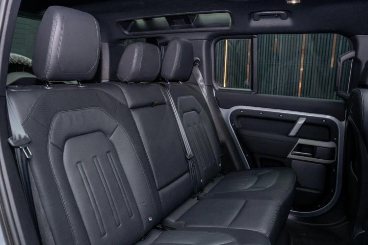 Vehicle Image 14