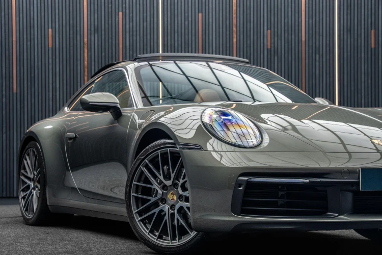 Vehicle Image 7