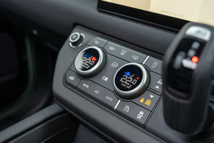 Vehicle Image 20