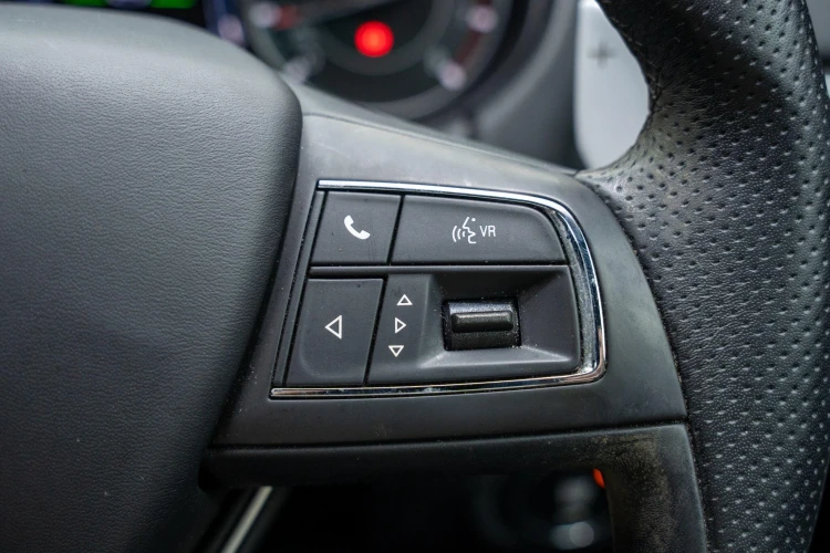 Vehicle Image 36