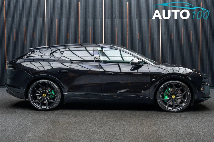 Vehicle Image 11