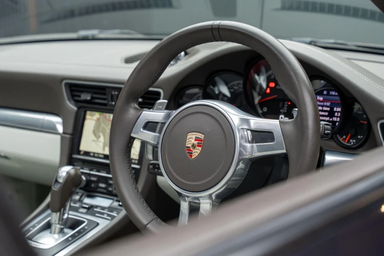 Vehicle Image 35