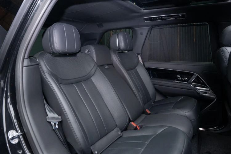 Vehicle Image 14