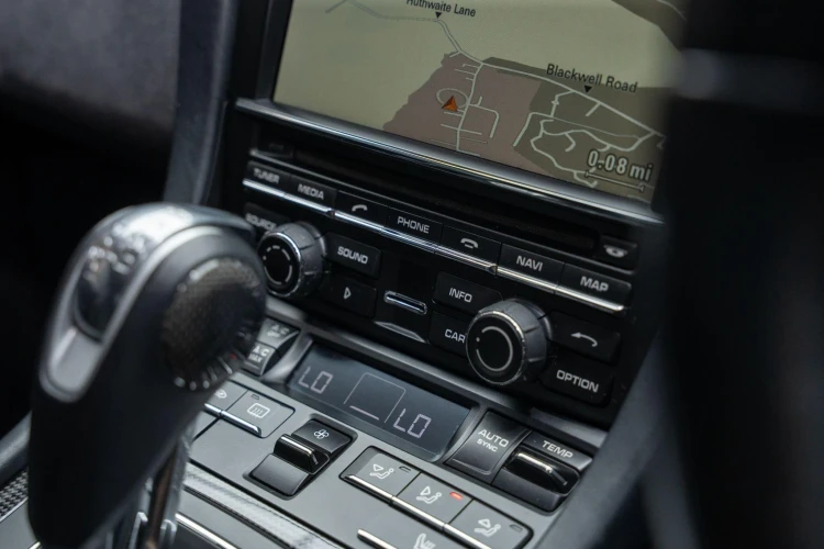 Vehicle Image 28