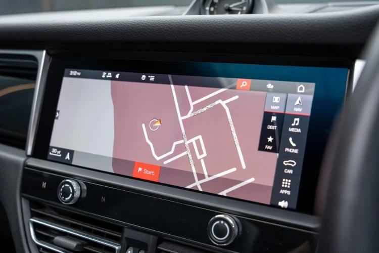 Vehicle Image 10