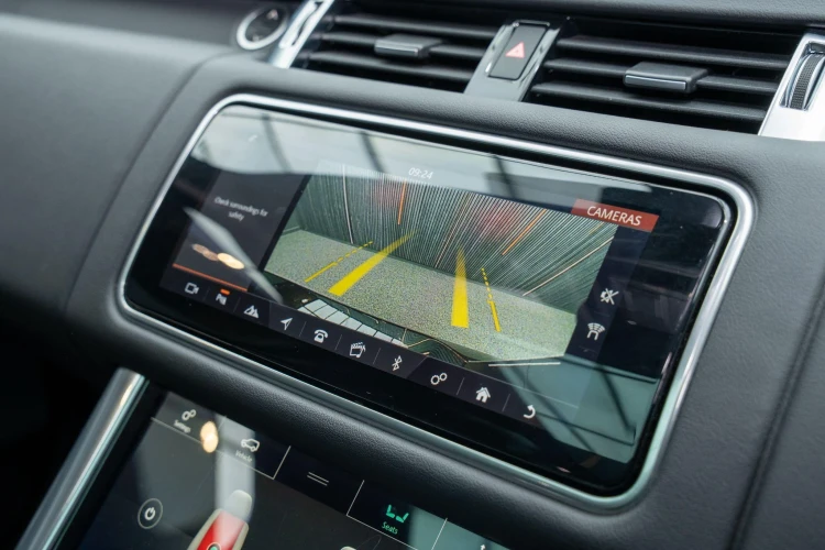 Vehicle Image 8
