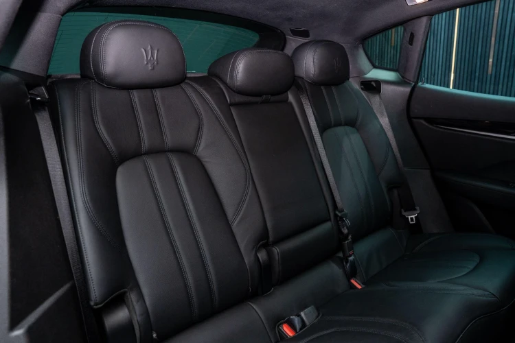 Vehicle Image 14